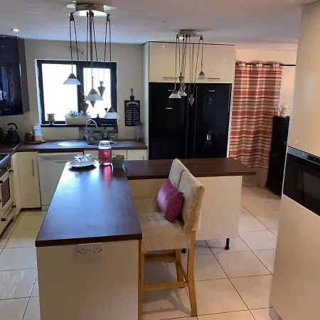 North Self Contained Guest Holiday home Kilkea