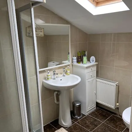 North Self Contained Guest Holiday home *