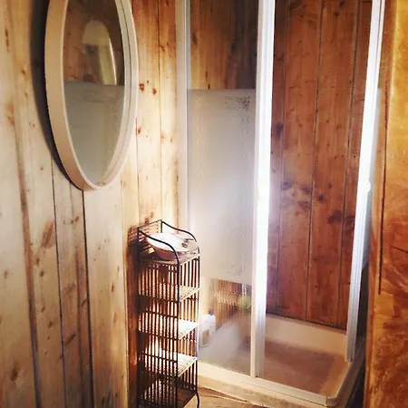 North Self Contained Guest *