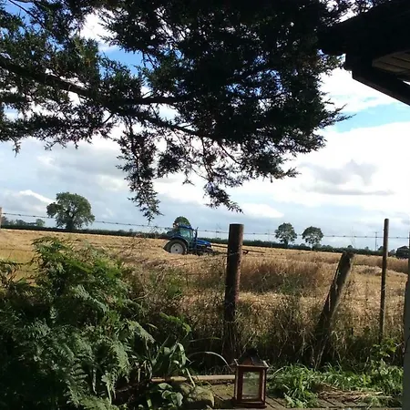North Self Contained Guest Holiday home Kilkea
