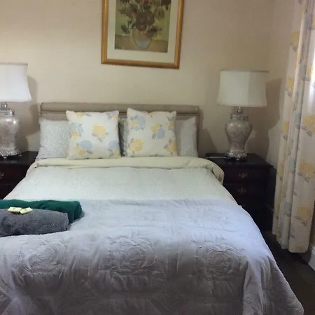 North Self Contained Guest Holiday home *